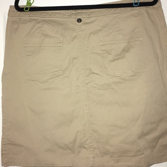 Tan Skirt - Picture 3 of 4